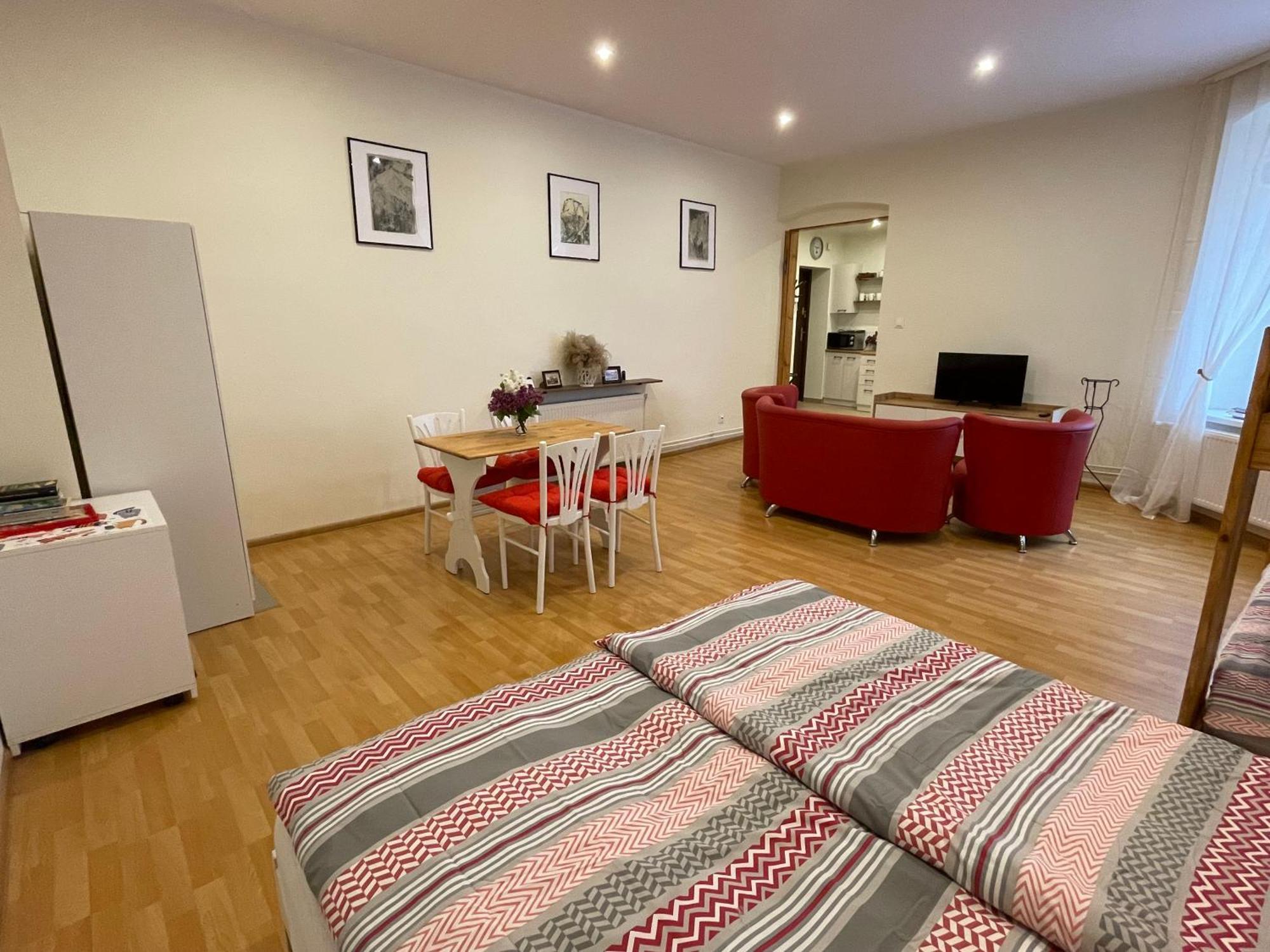 Apartamenty Przy Starym Miescie Częstochowa Kültér fotó